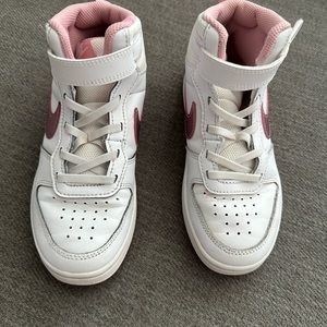 Youth girl Nike shoes